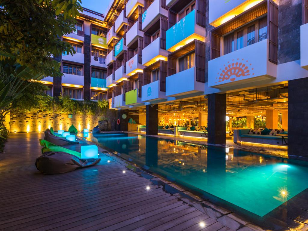 Harris Seminyak Bali Hotel