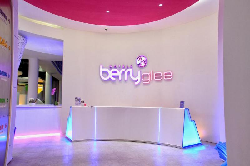 Berry Glee Hotel Bali